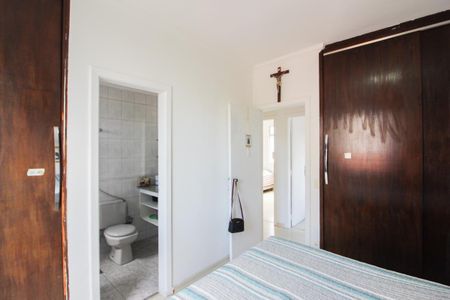 Apartamento à venda com 100m², 3 quartos e 2 vagas Apartamento à venda com 100m², 3 quartos e 2 vagasSuíte