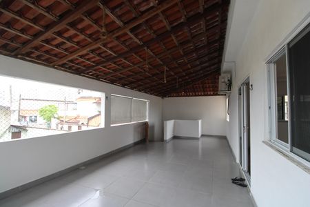 Casa de condomínio para alugar com 120m², 3 quartos e sem vagaVaranda