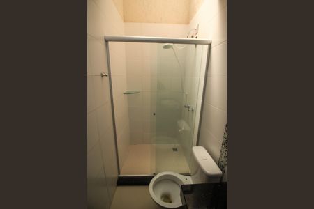 Casa à venda com 98m², 2 quartos e 2 vagasBanheiro da Suíte 2