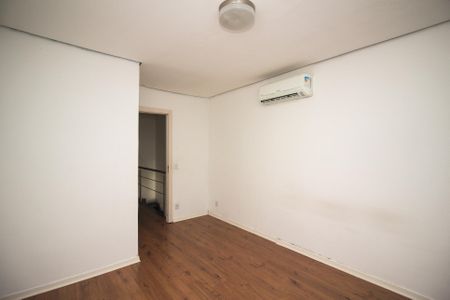 Casa à venda com 98m², 2 quartos e 2 vagasSuíte 1