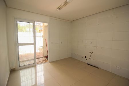 Casa à venda com 98m², 2 quartos e 2 vagasCozinha