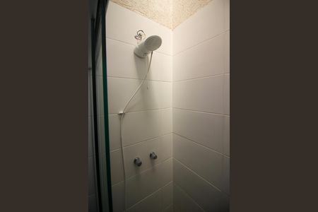 Casa à venda com 98m², 2 quartos e 2 vagasBanheiro da Suíte 1