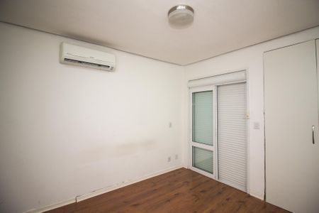 Casa à venda com 98m², 2 quartos e 2 vagasSuíte 1