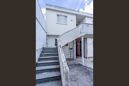 Casa à venda com 176m², 3 quartos e 3 vagasEscada