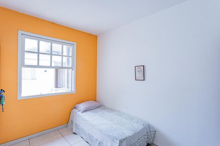 Casa à venda com 176m², 3 quartos e 3 vagasQuarto 2