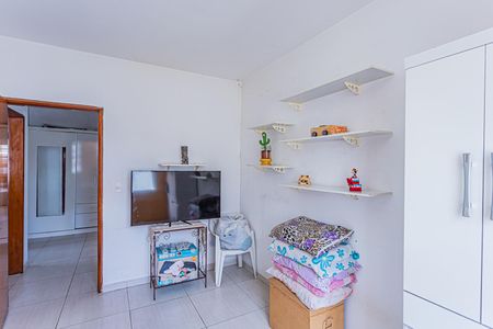 Casa à venda com 176m², 3 quartos e 3 vagasQuarto 2