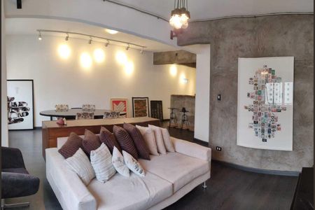 Apartamento para alugar com 100m², 1 quarto e 1 vaga