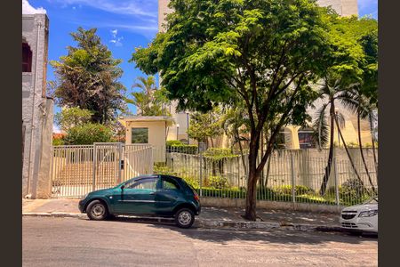 Apartamento para alugar com 35m², 1 quarto e 1 vagaFachada