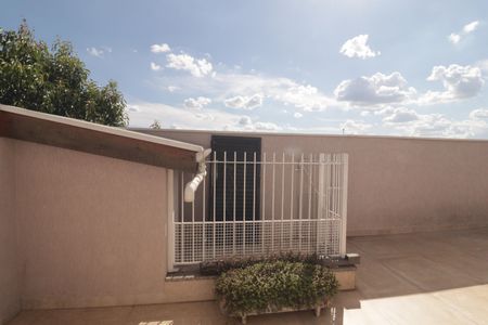 Casa para alugar com 300m², 3 quartos e 2 vagasQuintal