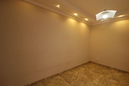 Casa para alugar com 300m², 3 quartos e 2 vagasCozinha