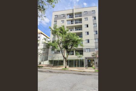 Apartamento para alugar com 131m², 2 quartos e 2 vagasFachada