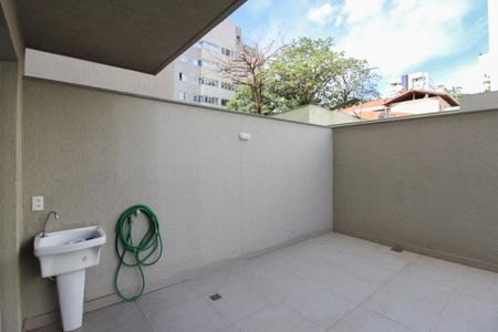Apartamento para alugar com 131m², 2 quartos e 2 vagasÁrea de Serviço