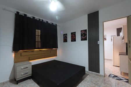 Quarto de casa para alugar com 1 quarto, 40m² em Parque Sao Rafael, São Paulo