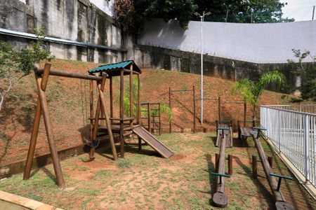Apartamento à venda com 55m², 2 quartos e 1 vaga Apartamento à venda com 55m², 2 quartos e 1 vagaÁrea comum - Playground
