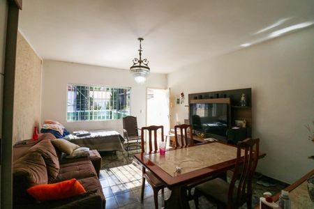 Sala de casa para alugar com 2 quartos, 118m² em Jardim Monte Azul, São Paulo