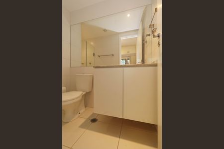 Apartamento à venda com 82m², 2 quartos e 1 vagaBanheiro da Suíte