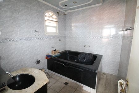 Casa para alugar com 150m², 3 quartos e 2 vagasBanheiro da Suíte 2