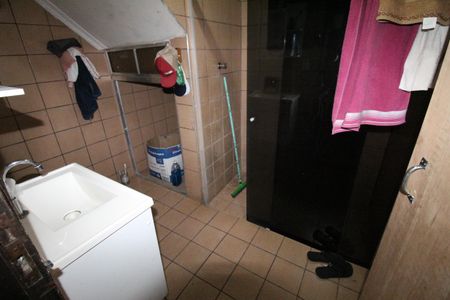 Casa para alugar com 150m², 3 quartos e 2 vagasBanheiro