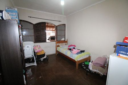 Casa para alugar com 150m², 3 quartos e 2 vagasQuarto