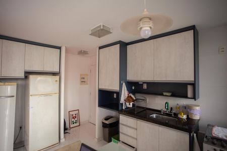 Apartamento para alugar com 64m², 1 quarto e 2 vagasCOZINHA
