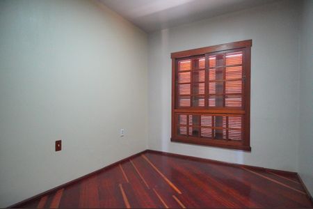 Casa à venda com 288m², 3 quartos e 2 vagasQuarto 1