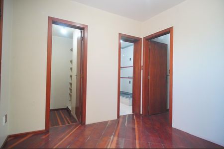 Casa à venda com 288m², 3 quartos e 2 vagasSuíte