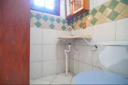 Casa à venda com 288m², 3 quartos e 2 vagasBanheiro 