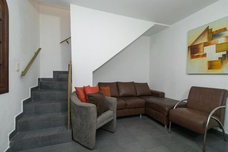 Sala de casa para alugar com 3 quartos, 250m² em Conjunto Residencial Sitio Oratorio, São Paulo