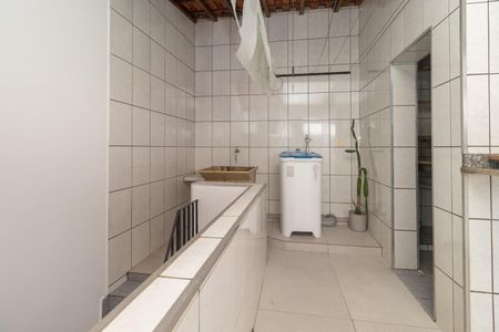 Casa para alugar com 250m², 3 quartos e 1 vagaÁrea de Serviço