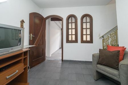 Sala de casa para alugar com 3 quartos, 250m² em Conjunto Residencial Sitio Oratorio, São Paulo