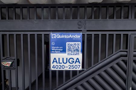 Casa para alugar com 250m², 3 quartos e 1 vagaPlaca instalada