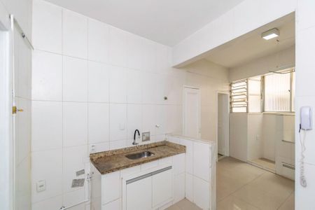 Apartamento à venda com 65m², 2 quartos e 1 vaga Apartamento à venda com 65m², 2 quartos e 1 vagaCozinha