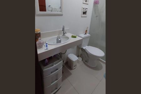 Banheiro de casa à venda com 2 quartos, 185m² em Guaratiba, Rio de Janeiro