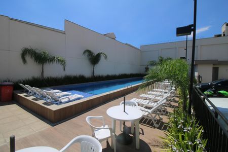 Apartamento para alugar com 45m², 1 quarto e 1 vagaÁrea comum - Piscina
