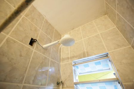 Casa para alugar com 60m², 2 quartos e 2 vagasBanheiro