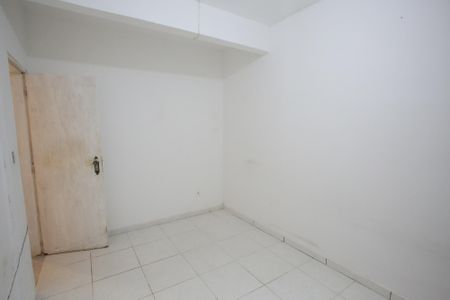Casa para alugar com 60m², 2 quartos e 2 vagasQuarto 1