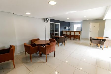 Apartamento para alugar com 50m², 2 quartos e 1 vagaÁrea comum - Salão de festas