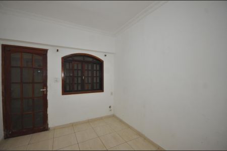 Casa para alugar com 70m², 2 quartos e sem vagaSala