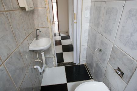 Casa para alugar com 40m², 1 quarto e 2 vagasBanheiro