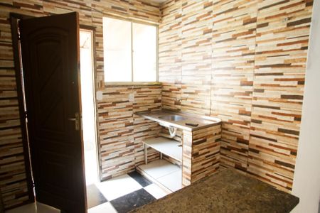 Casa para alugar com 40m², 1 quarto e 2 vagasCozinha