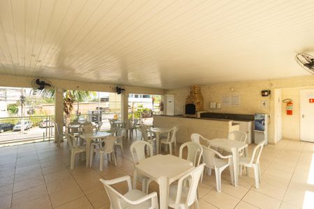 Apartamento para alugar com 57m², 2 quartos e 1 vaga Apartamento para alugar com 57m², 2 quartos e 1 vagaÁrea comum - Salão de festas