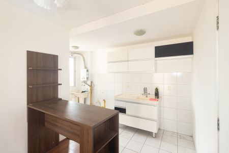 Apartamento para alugar com 57m², 2 quartos e 1 vaga Apartamento para alugar com 57m², 2 quartos e 1 vagaCozinha e Área de Serviço