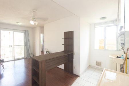 Apartamento para alugar com 57m², 2 quartos e 1 vaga Apartamento para alugar com 57m², 2 quartos e 1 vagaCozinha e Área de Serviço