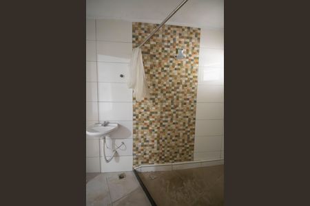 Banheiro da Suíte 1 de casa para alugar com 1 quarto, 38m² em Boa Vista, São Gonçalo