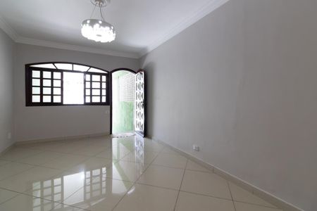 Sala de casa à venda com 3 quartos, 95m² em Jardim Cotinha, São Paulo