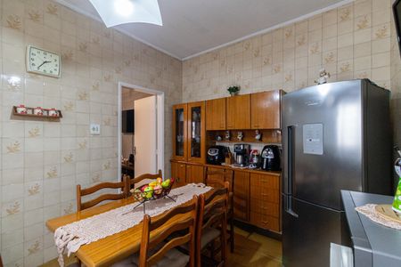 Casa à venda com 150m², 3 quartos e 2 vagasCozinha