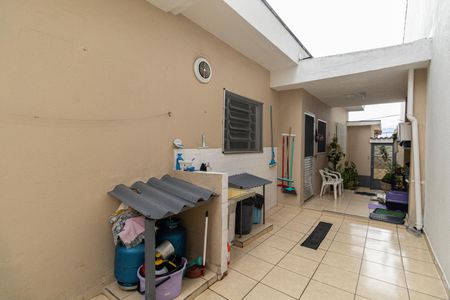 Casa à venda com 150m², 3 quartos e 2 vagasÁrea de Serviço