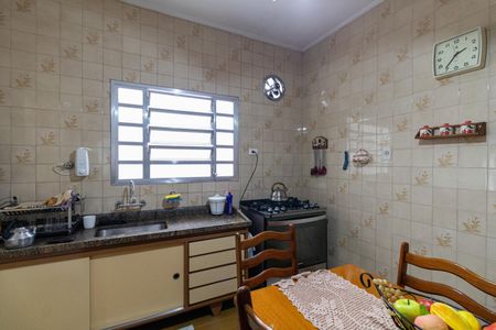 Casa à venda com 150m², 3 quartos e 2 vagasCozinha