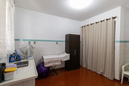 Casa à venda com 150m², 3 quartos e 2 vagasCozinha 2