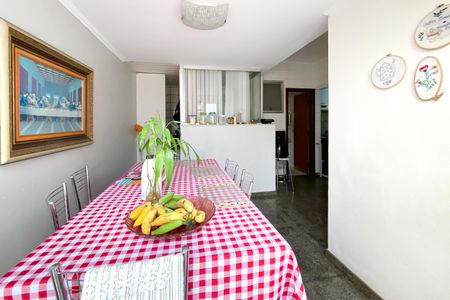 Apartamento à venda com 144m², 3 quartos e 2 vagasCopa